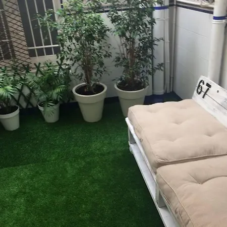 Central Apartament 锡切斯